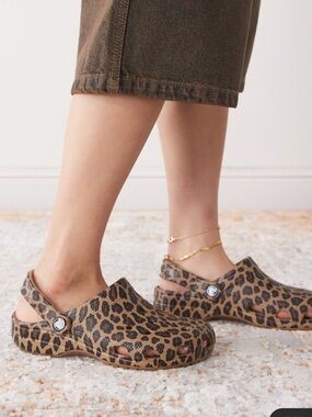 Leopard CROCS